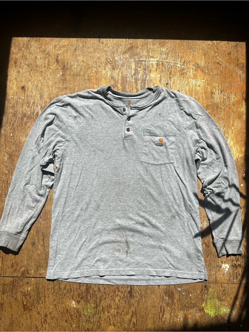 Carhartt Men’s Gray Henley Long-Sleeve Shirt